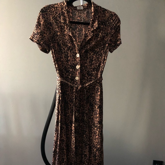 ❌SOLD❌Wilfred Shirt Dress - Picture 2 of 7